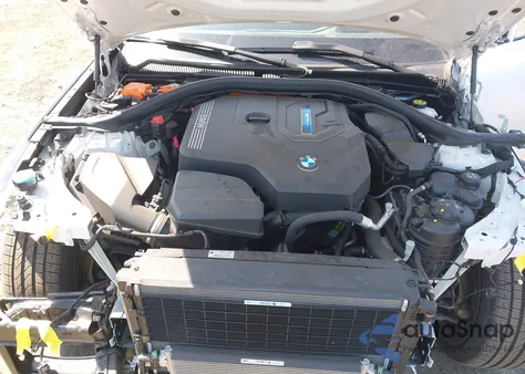 2023 BMW 3 Series 330E xDrive из США, поврежденный, VIN 3MW39FS02P8D03877